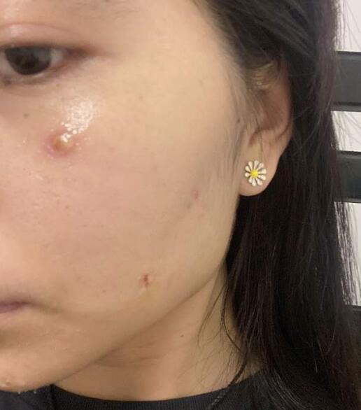 感覺妝化濃了怎么快速變淡 感覺妝化濃了怎么快速變淡