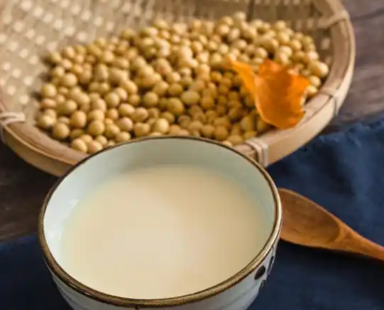 孕婦喝豆漿對胎兒有什么好處 孕婦喝豆漿對胎兒有什么好處