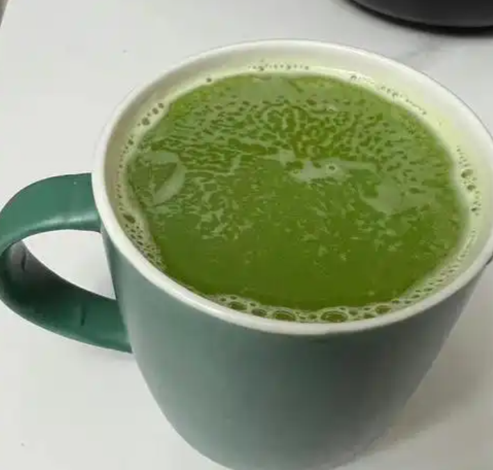 喝芹菜汁有什么好處 喝芹菜汁有什么好處